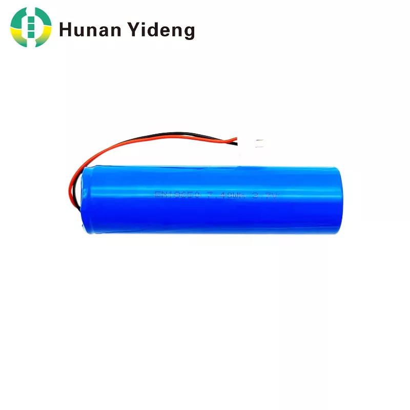 Litiam 18650 3.7V 2000mAh Cill Pacáiste Battery Rechargeable